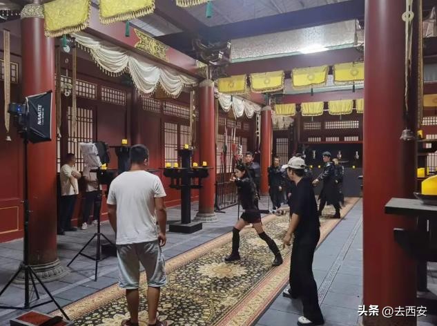 揭秘“短剧之都”幕后功臣 造梦工厂影视基地为何如此出众？
